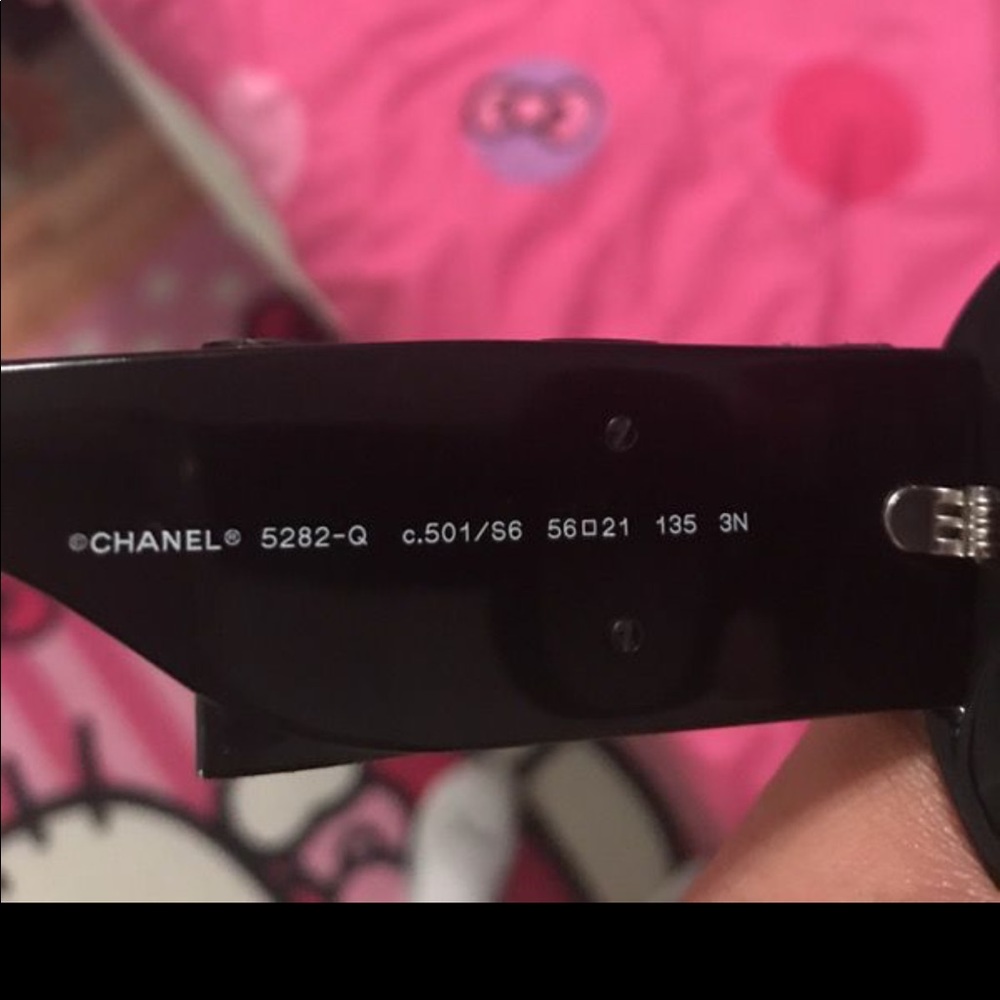 Chanel sunglasses 🕶 - Picture 3 of 5